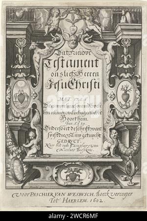 Titelseite für: That New Testament US Love Lord Iesu Christi, 1602, Jacob Matham, nach Karel van Mander (I), 1602 drucken Titelseite mit der Mitte einer Kartusche an den Ecken, die mit den Attributen der vier Evangelisten verziert ist. Über der Kartusche befinden sich zwei Putten, von denen jeder einen Palmenzweig in der Hand hält. Zusammen halten sie einen Lorbeerkranz über einem Herzen, umgeben von einem Jet-Kranz, von dem drei Korenaren kommen. Links in einer Kartusche das gleiche Herz, verwelkt von Sonne und Wassermangel, rechts das Herz mit fruchtlosen Zweigen und Stutzen am Boden. Unten, t Stockfoto