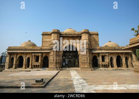 Ahmedabad, Indien - 11. Januar 2024: Hazrat Harir RA Masjid in Ahmedabad, Gujarat, Indien. Stockfoto