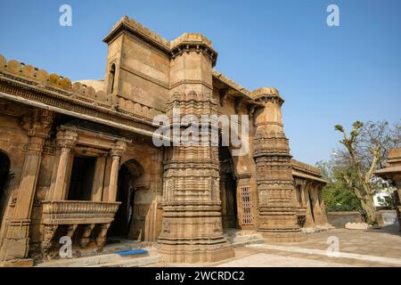 Ahmedabad, Indien - 11. Januar 2024: Hazrat Harir RA Masjid in Ahmedabad, Gujarat, Indien. Stockfoto