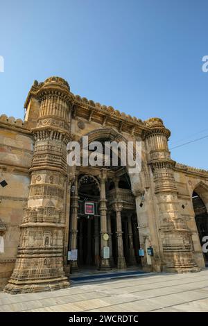 Ahmedabad, Indien - 11. Januar 2024: JAMA Masjid in Ahmedabad, Gujarat, Indien. Stockfoto