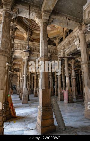 Ahmedabad, Indien - 11. Januar 2024: Details des Jama Masjid in Ahmedabad, Gujarat, Indien. Stockfoto