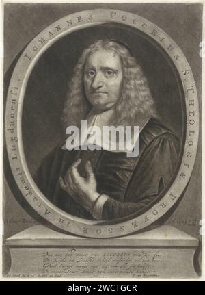 Portret Van Johannes Cocceius, Pieter Schenk (1), 1670–1713 Print Johannes Coch (Cocceius), deutsch-niederländischer Theologe, Philologe und Professor in Bremen, Franeker und Leiden. Er hält seine Hand vor seine Brust. Amsterdamer Papierstich Stockfoto