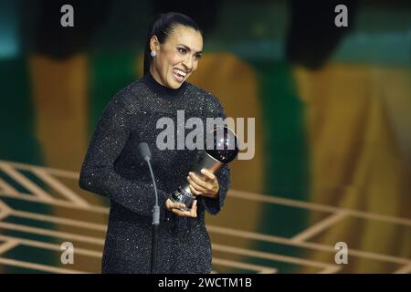 London, England, 15. Januar 2024. FIFA Special Award Gewinnerin Marta Vieira da Silva bei den Besten FIFA Football Awards im Eventim Apollo Theatre Hammersmith, London. Bild (Paul Terry / Sportimage) Stockfoto