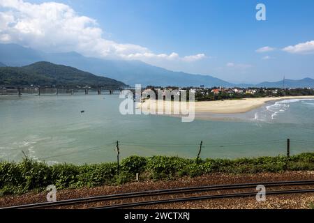 Fischerboote bei lang Co in Vietnam Stockfoto