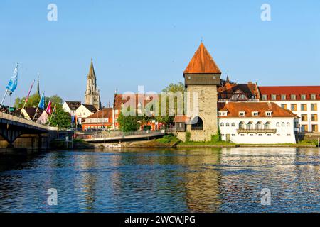 Deutschland, Baden Württemberg, Bodensee, Konstanz, Rheintorturm und Münster Stockfoto