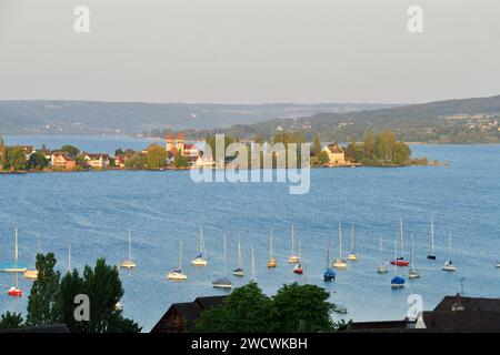 Deutschland, Baden Württemberg, Bodensee, Klosterinsel Reichenau, UNESCO-Weltkulturerbe, Reichenau-Niederzell, St. Peter und St. Paul Kirche Stockfoto