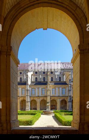 Frankreich, Marne, Reims, Saint Remi Museum in der ehemaligen königlichen Abtei Saint Remi und Basilika, die von der UNESCO zum Weltkulturerbe erklärt wurde, dem Kreuzgang Stockfoto