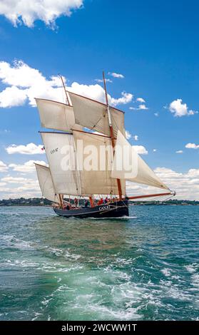 Frankreich, Morbihan, Golf von Morbihan, La Cancalaise, Dreimastbagger, Ausgabe der Golfwoche 2023 Stockfoto