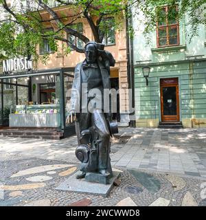 Slowakei, Bratislava, auf dem Hviezdoslavovo namestie Platz, die Bronzeskulptur von Hans Christian Andersen Stockfoto