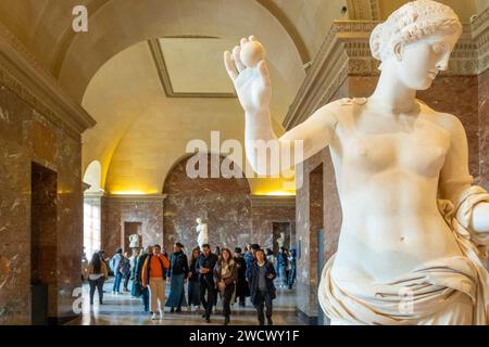 Frankreich, Paris, der Louvre, griechische Antiquitäten, klassische und hellenistische Kunst, Aphrodite, bekannt als Venus von Arles Stockfoto