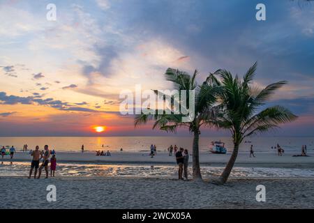 Thailand, Provinz trat, Insel Ko Kood (oder Ko Kut), Sonnenuntergang am Strand Klong Chao (oder Klong Jao) Stockfoto