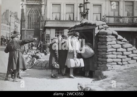 Frankreich, Nord, Dunkirk, Place Jean Bart, Eingang zu einem Unterschlupf für Zivilisten während des Zweiten Weltkriegs Stockfoto