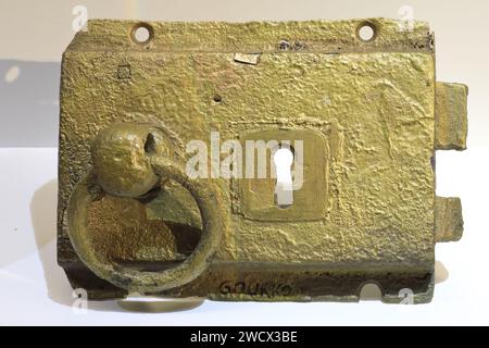 Frankreich, Nord, Dunkirk, Dunkirk Museum 1940 / Operation Dynamo befindet sich in einer der Kasematten der Bastion 32, Schleuse aus dem Wrack des britischen Frachtschiffes Gourko, das 1940 während der Operation Dynamo versenkt wurde Stockfoto