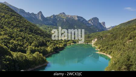 Frankreich, Isere, Souloise Schluchten, Sautet See und der Obiou Berg in der Nähe von Corps Dorf entlang Napoleon Trail (aus der Vogelperspektive) Stockfoto