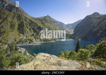 Frankreich, Isere (38), Bourg-d'Oisans, Lac du Lauvitel, der größte See im Nationalpark Ecrins (alt: 1530 m) auf dem Fernwanderweg GR 54, Tour of Oisans und Ecrins Stockfoto