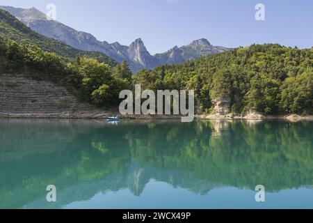 Frankreich, Isere, Souloise Schluchten, Sautet See und der Obiou Berg in der Nähe von Corps Dorf entlang Napoleon Trail (aus der Vogelperspektive) Stockfoto