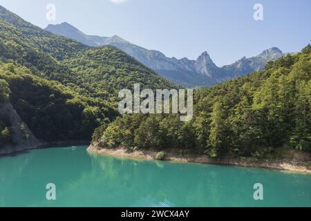 Frankreich, Isere, Souloise Schluchten, Sautet See und der Obiou Berg in der Nähe von Corps Dorf entlang Napoleon Trail (aus der Vogelperspektive) Stockfoto