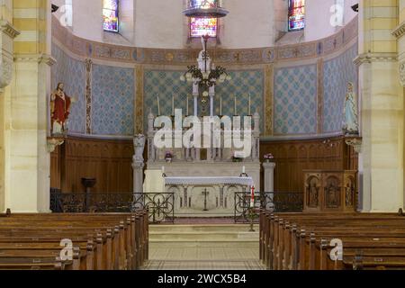 Frankreich, Meurthe et Moselle, Abaucourt sur Seille, Kirche der Geburt der Jungfrau Maria, die zwischen 1920 und 1925 nach ihrer Zerstörung während des Ersten Weltkriegs, der Chor wiederaufgebaut wurde Stockfoto