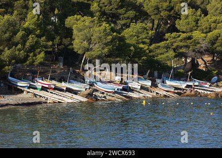 Frankreich, Var, La Seyne sur Mer, Verne Beach, Pointus Stockfoto