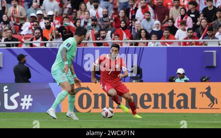 Doha, Katar. Januar 2024. DOHA, KATAR - 17. JANUAR: Hassan Maatouk aus Libanon während des AFC Asian Cup Gruppenspiels im Al Thumama Stadium am 17. Januar 2024 in Doha, Katar. Quelle: Sebo47/Alamy Live News Stockfoto