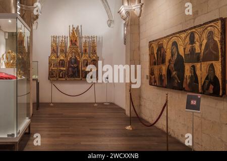 Kapelle unserer Lieben Frau vom Kloster oder de los Aviles, 14. Jahrhundert, Altarbilder, Jungfrau der Milch und Santa Lucia, Museum in der Kathedrale von Murcia. Stockfoto