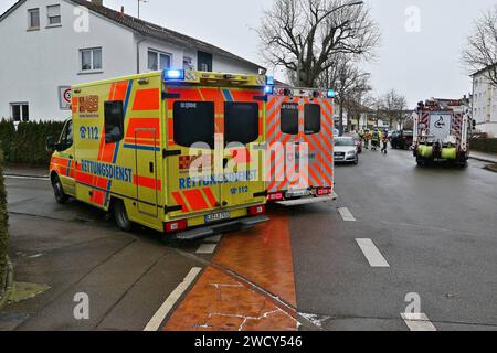 ***INFOUPDATE PRESSEMITTEILUNG*** Tödlicher Verkehrsunfall in Kornwestheim - Fahrer stirbt im Krankenhaus 15.01.2024: Pressemitteilung der Staatsanwaltschaft Stuttgart und des Polizeipräsidiums Ludwigsburg: Polizeipräsidium Ludwigsburg POL-LB: Staatsanwaltschaft Stuttgart und Polizeipräsidium Ludwigsburg: Kornwestheim: Unfall in der Ludwig-Herr-Straße Ludwigsburg ots ein medizinischer Notfall dürfte ursächlich für einen Unfall gewesen sein, der sich am Montag 15.01.2024 gegen 12,30 Uhr in Kornwestheim in der Ludwig-Herr-Straße ereignete. Ein 77 Jahre alter VW Polo-Lenker verlor gemäß den bisher Stockfoto