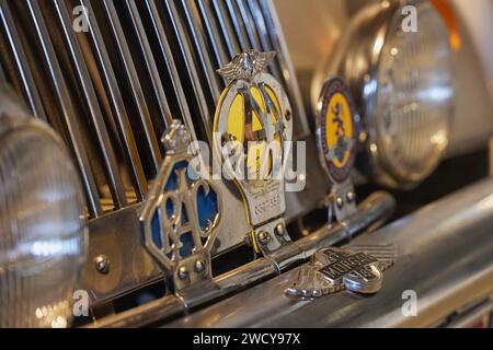 Kvarndrup, Dänemark, 13. Januar 2024: Britisches Autoemblem Morgan Stockfoto