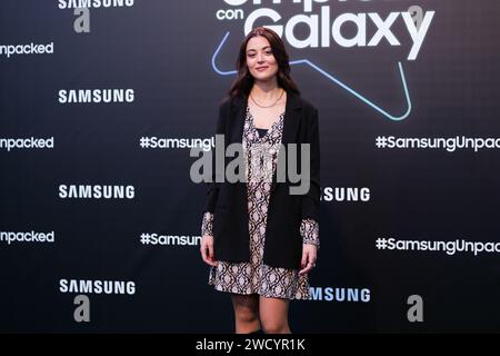 Madrid, Spanien. Januar 2024. Gast beim Samsung Unpack Photocall auf Real Jardín Botánico Alfonso XIII 17. Januar 2024 in Madrid, Spanien. (Foto: Oscar Gonzalez/SIPA USA) (Foto: Oscar Gonzalez/SIPA USA) Credit: SIPA USA/Alamy Live News Stockfoto