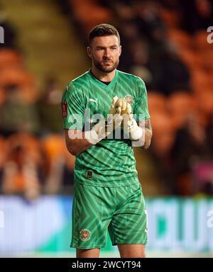 Blackpool-Torhüter Richard O'Donnell während der dritten Runde des Emirates FA Cups in der Bloomfield Road, Blackpool. Bilddatum: Mittwoch, 17. Januar 2024. Stockfoto