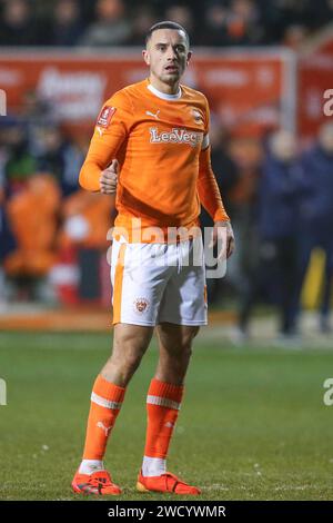Blackpool, Großbritannien. Januar 2024. Oliver Norburn von Blackpool während des Emirates FA Cup Third Round Replay Matches Blackpool vs Nottingham Forest in der Bloomfield Road, Blackpool, Vereinigtes Königreich, 17. Januar 2024 (Foto: Gareth Evans/News Images) in Blackpool, Vereinigtes Königreich am 17. Januar 2024. (Foto: Gareth Evans/News Images/SIPA USA) Credit: SIPA USA/Alamy Live News Stockfoto