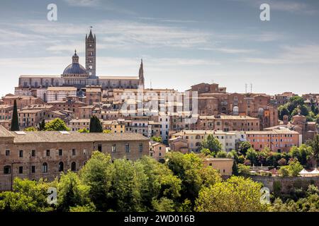 Siena, Italien - 26. Juli 2023: Das Stadtbild von Siena im Herzen der Toskana Stockfoto