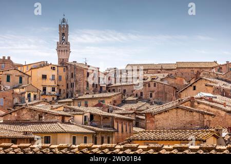 Siena, Italien - 26. Juli 2023: Das Stadtbild von Siena im Herzen der Toskana Stockfoto