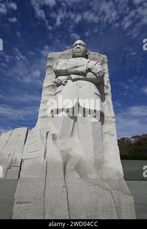 Eine kraftvolle Darstellung von Dr. Martin Luther King, Jr., geformt aus Granit von Lei Yixin im West Potomac Park, Washington DC Stockfoto