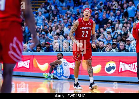 Chapel Hill, NC, USA. Januar 2024. Tre White (22) feiert gegen die Tar Heels in North Carolina im NCAA Basketball Matchup im Dean Smith Center in Chapel Hill, NC. (Scott Kinser/CSM). Quelle: csm/Alamy Live News Stockfoto