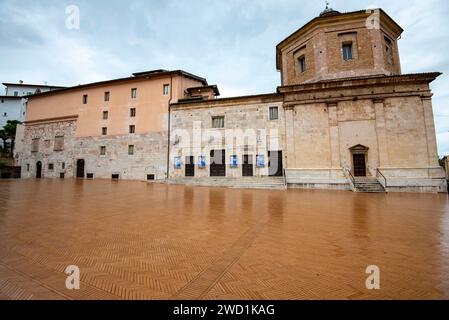 Plaza der Kathedrale in Spoleto - Italien Stockfoto