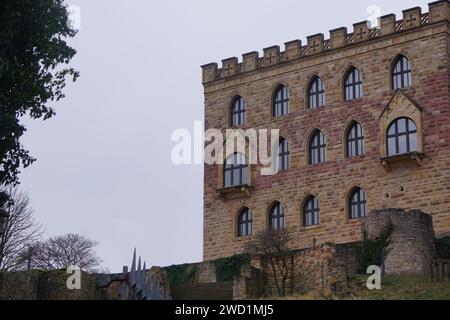 Das mittelalterliche Hambacher Schloss in Neustadt Stockfoto