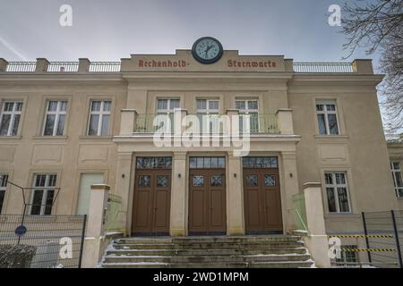 Archenhold Sternwarte im Winter, Alt-Treptow, Treptower Park, Treptow, Treptow-Köpenick, Berlin, Deutschland Stockfoto