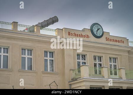 Archenhold Sternwarte im Winter, Alt-Treptow, Treptower Park, Treptow, Treptow-Köpenick, Berlin, Deutschland Stockfoto