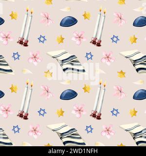 Pastellbeige Shabbat nahtloses Muster mit Aquarellkerzen, Kippah, Tallit für Samstagsgebet, David-Stars Stockfoto