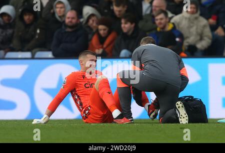 Sam Johnstone aus Crystal Palace wird medizinisch behandelt und wird verletzt ersetzt. - Crystal Palace gegen Liverpool, Premier League, Selhurst Park Stadium, Croydon, Großbritannien - 9. Dezember 2023 nur redaktionelle Verwendung - DataCo-Einschränkungen gelten. Stockfoto