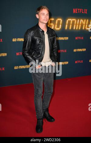 Dennis Mojen beim Special Screening des Netflix Films 60 Minuten im Kino in der Kulturbrauerei. Berlin, 17.01.2024 *** Dennis Mojen bei der Sondervorführung des Netflix-Films 60 Minuten in der Kulturbrauerei Berlin, 17 01 2024 Foto:Xn.xKubelkax/xFuturexImagex Minuten 4160 Stockfoto