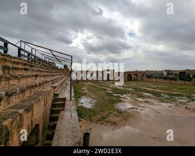 Antike römische Bauten in Jerash Stadt, Gerasa, Jordanien, hippodrom, Amphitetheater, Theater und Säulen der antiken römischen Zivilisation aus Sand Stockfoto