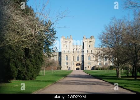 Windsor, Großbritannien. Januar 2024. Windsor Castle, Berkshire. HRH, Catherine, die Prinzessin von Wales befindet sich derzeit in London im Krankenhaus und erholt sich von einer berichteten Bauchoperation. Die Prinzessin, oft noch unter ihrem Mädchennamen Kate Middleton genannt, wird voraussichtlich innerhalb von zwei Wochen in ihr Haus auf dem Gelände von Windsor Castle zurückkehren. Ihre königlichen Besuche wurden bis Ostern abgesagt. William, der Prinz von Wales, hat auch seine königlichen Ernennungen abgesagt. Quelle: Maureen McLean/Alamy Live News Stockfoto