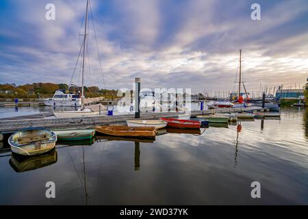 Lymington Harbour Marina, Lymington, Hampshire, England, Großbritannien Stockfoto