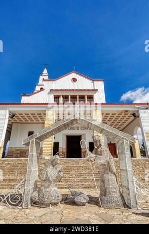 Das Heiligtum des gefallenen Herrn und unserer Lieben Frau von Monserrate ist ein katholischer Schrein in Bogota, Kolumbien. Stockfoto