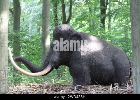 Mammut Figur Aus Messing - Miniatur Statue Für Schreibtisch & Deko
