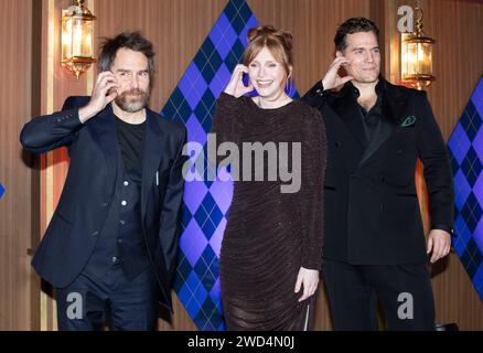 Seoul, Südkorea. Januar 2024. (L bis R) die Schauspieler Henry Cavill, Bryce Dallas Howard und Sam Rockwell nehmen am 18. Januar 2024 am roten Teppich der Premiere des Films Argylle in Seoul, Südkorea, Teil. (Foto: Lee Young-HO/SIPA USA) Credit: SIPA USA/Alamy Live News Stockfoto