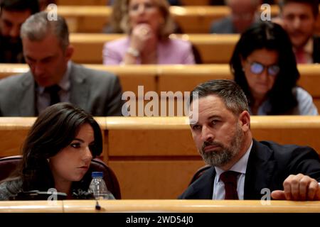 Madrid, Spanien. Januar 2024. Madrid Spanien; 18.01.2024.- Pedro Sánchez, Präsident Spaniens, der spanische Kongreß bestätigt die Reform der Magna Charta, um den Begriff "Behinderte" zu verbannen Was die dritte Reform der Magna Charta sein wird, da ihre Genehmigung im Jahr 1978 aufgrund der Weigerung der rechtsextremen politischen Partei Vox nicht vollständig unterstützt wurde, deren eigensinnige Gleichstellungsansätze ihre Abgeordneten dazu veranlasst haben, gegen diesen sozialen Fortschritt zu stimmen. Santiago Abascal Leader Vox Foto: Juan Carlos Rojas Credit: dpa/Alamy Live News Stockfoto