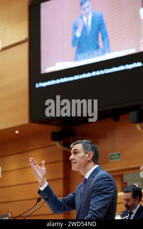 Madrid, Spanien. Januar 2024. Madrid Spanien; 18.01.2024.- Pedro Sánchez, Präsident Spaniens, der spanische Kongreß bestätigt die Reform der Magna Charta, um den Begriff "Behinderte" zu verbannen Was die dritte Reform der Magna Charta sein wird, da ihre Genehmigung im Jahr 1978 aufgrund der Weigerung der rechtsextremen politischen Partei Vox nicht vollständig unterstützt wurde, deren eigensinnige Gleichstellungsansätze ihre Abgeordneten dazu veranlasst haben, gegen diesen sozialen Fortschritt zu stimmen. Foto: Juan Carlos Rojas Credit: dpa/Alamy Live News Stockfoto