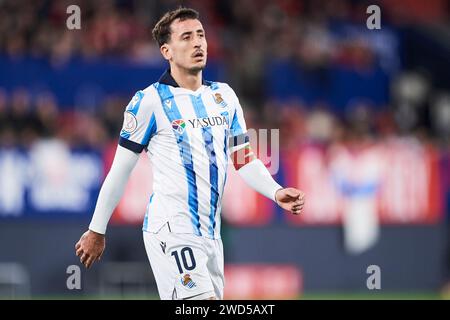 Mikel Oyarzabal von Real Sociedad sieht beim Copa El Rey Spiel zwischen CA Osasuna und Real Sociedad am 17. Januar 2024 im El Sadar Stadium zu Stockfoto